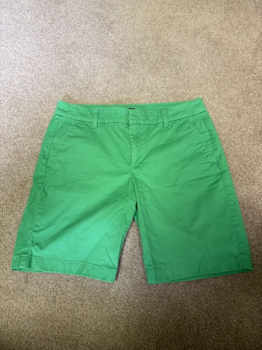 J Crew Size 8 Womens Green Zip Fly Pockets Lightweight Chino Shorts 9" Inseam